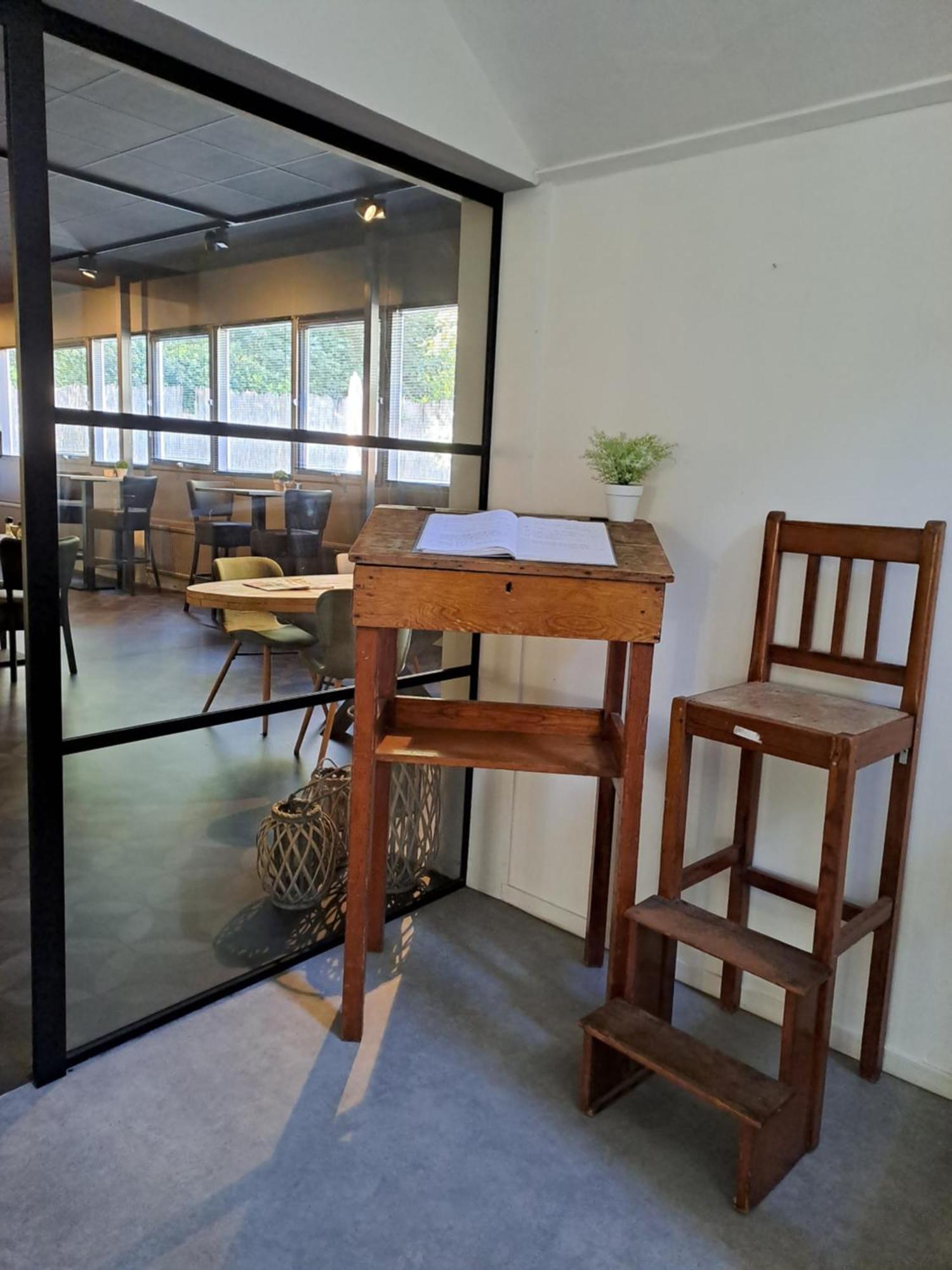 B&B De Wilhelminaschool 阿尔滕 外观 照片
