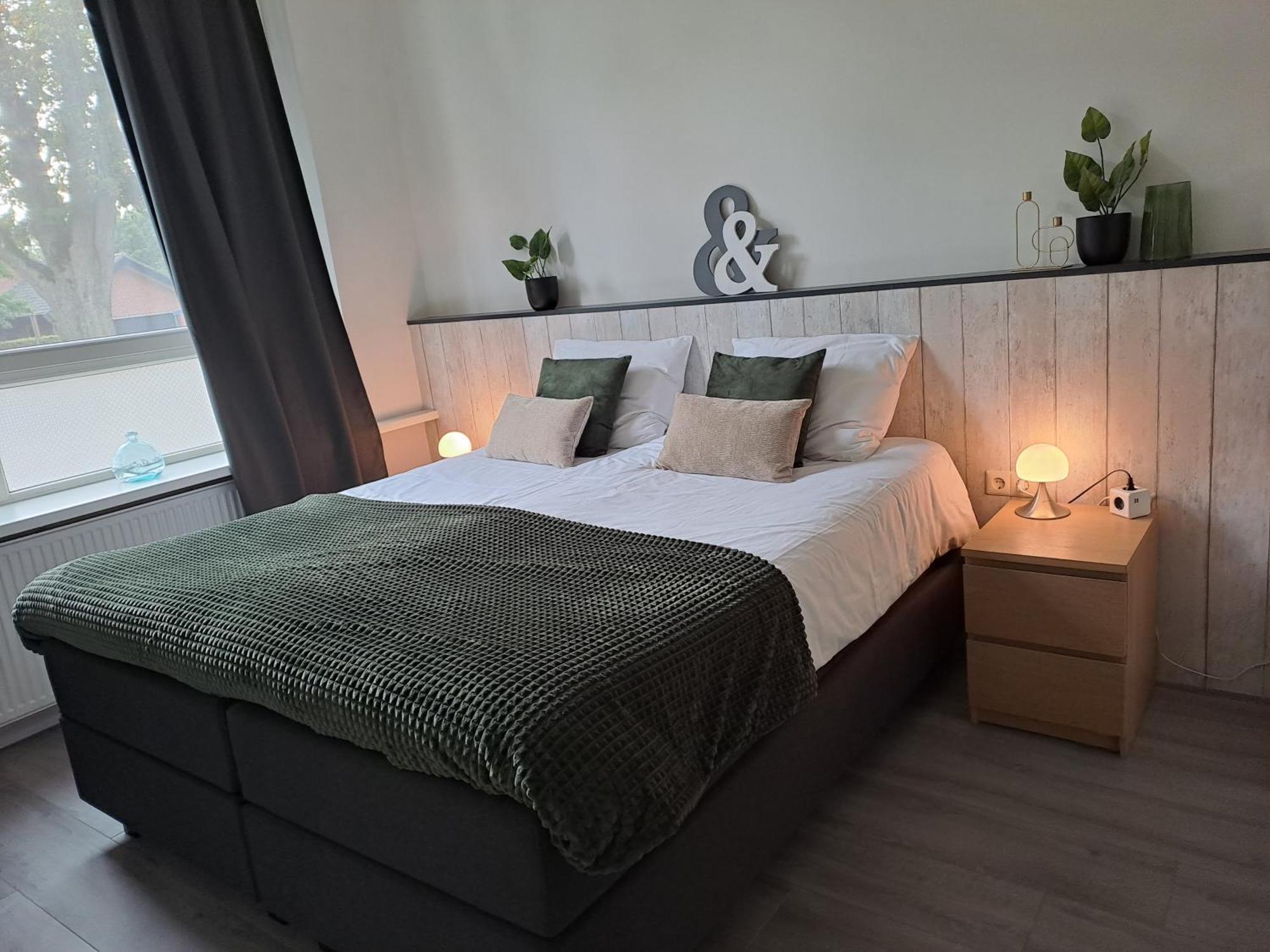 B&B De Wilhelminaschool 阿尔滕 外观 照片