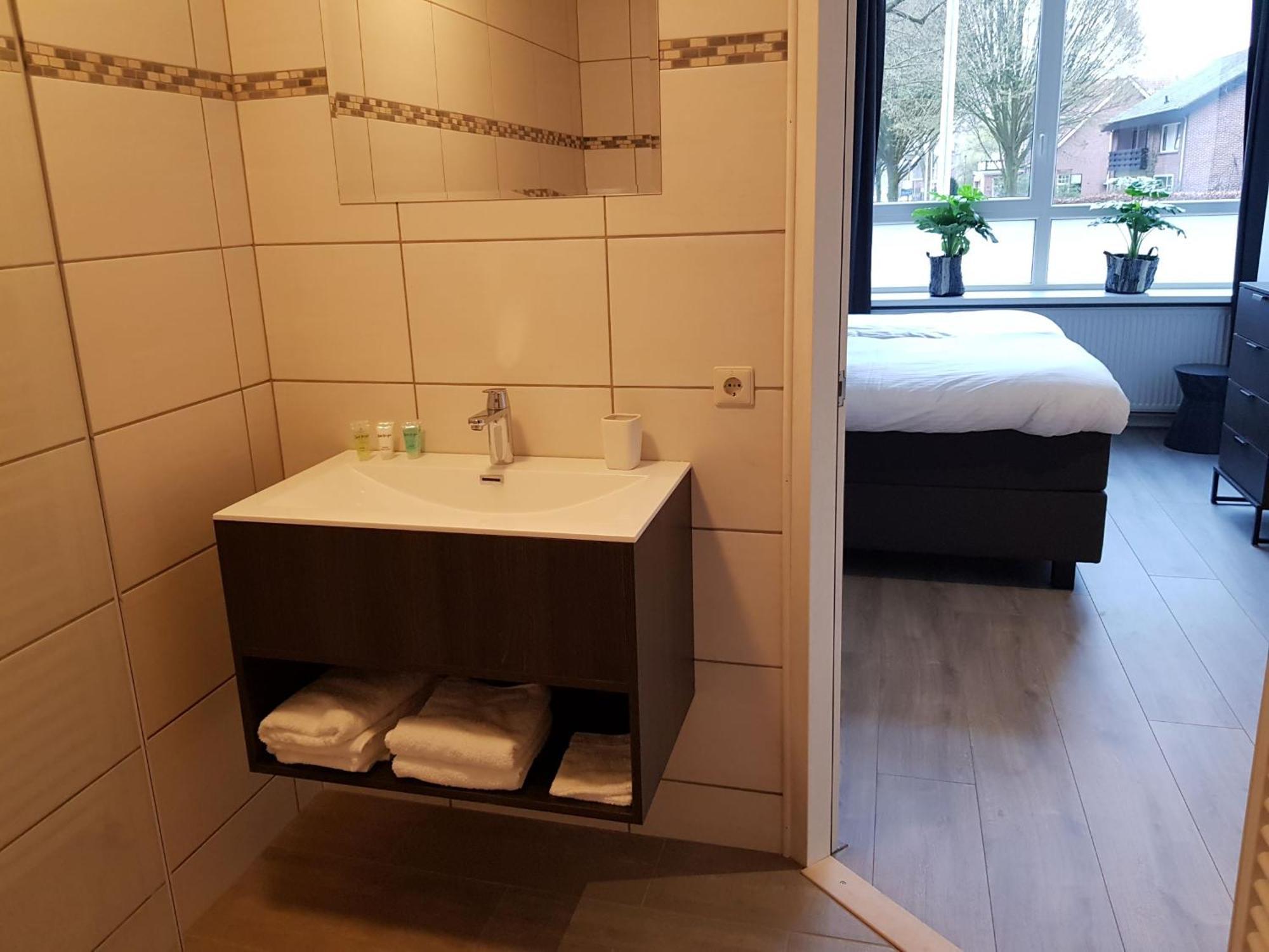 B&B De Wilhelminaschool 阿尔滕 外观 照片