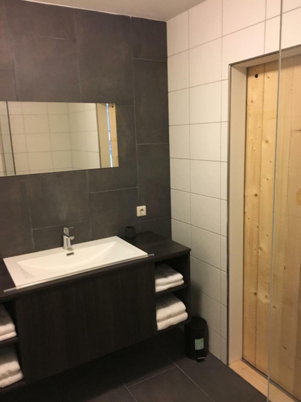 B&B De Wilhelminaschool 阿尔滕 外观 照片